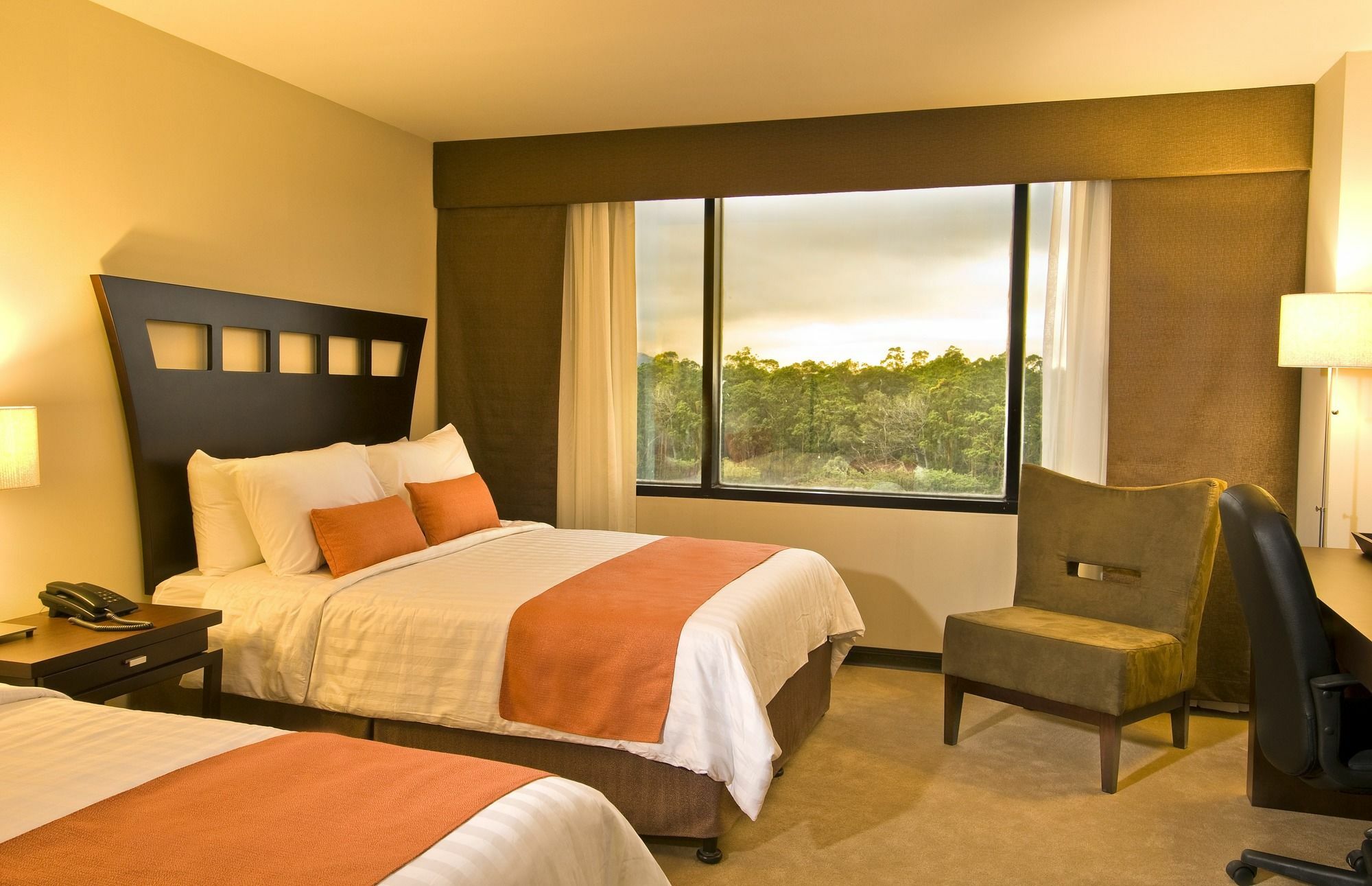 Отель Tryp By Wyndham San Jose Sabana Экстерьер фото