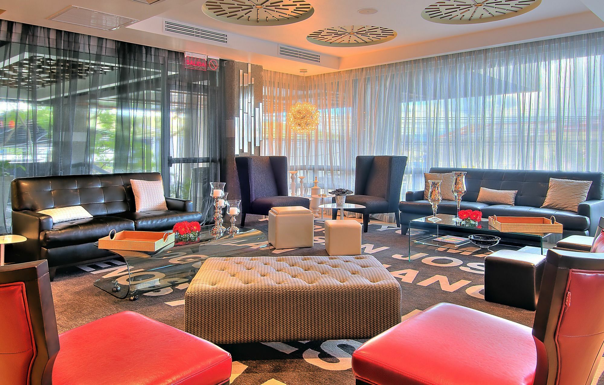 Отель Tryp By Wyndham San Jose Sabana Интерьер фото